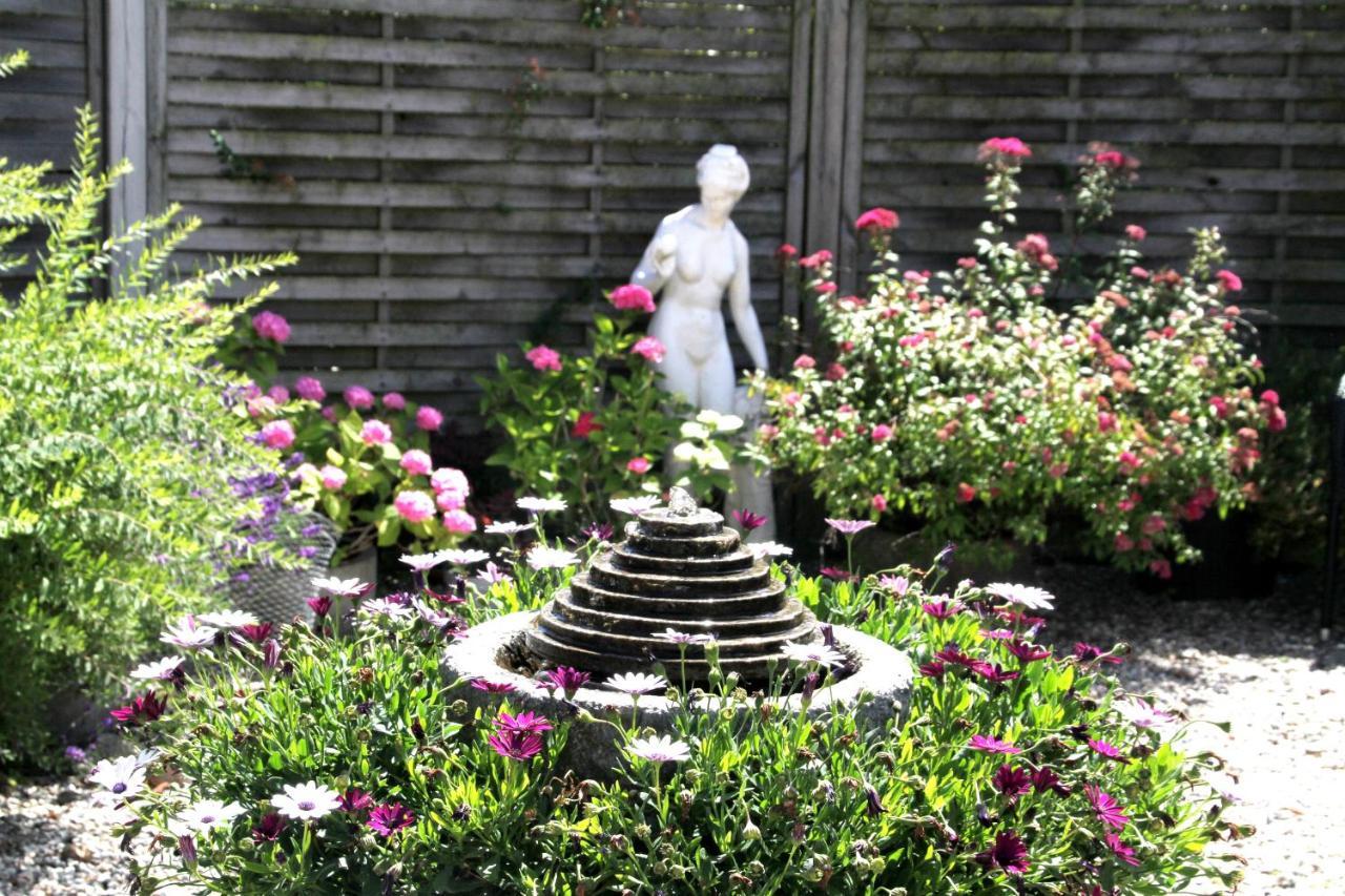 Hine Bakke Bed And Breakfast Rudkøbing Dış mekan fotoğraf