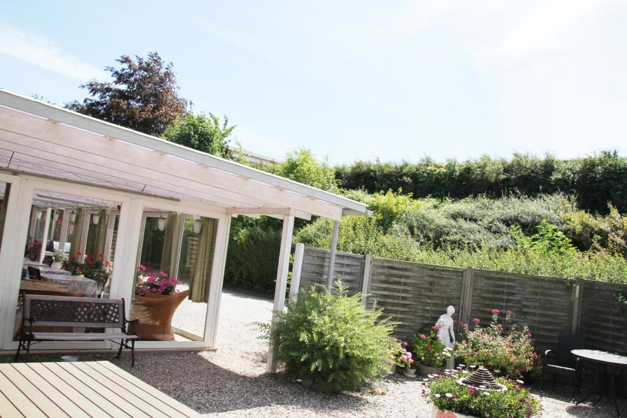 Hine Bakke Bed And Breakfast Rudkøbing Dış mekan fotoğraf